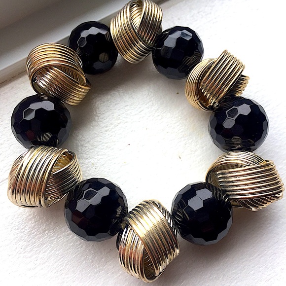Black Bead & Metal Twist Full Matching Jewelry Set - Picture 6 of 8